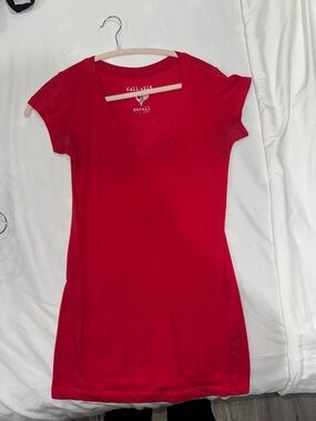 Full Tilt Red V-Neck Short Sleeve Tee